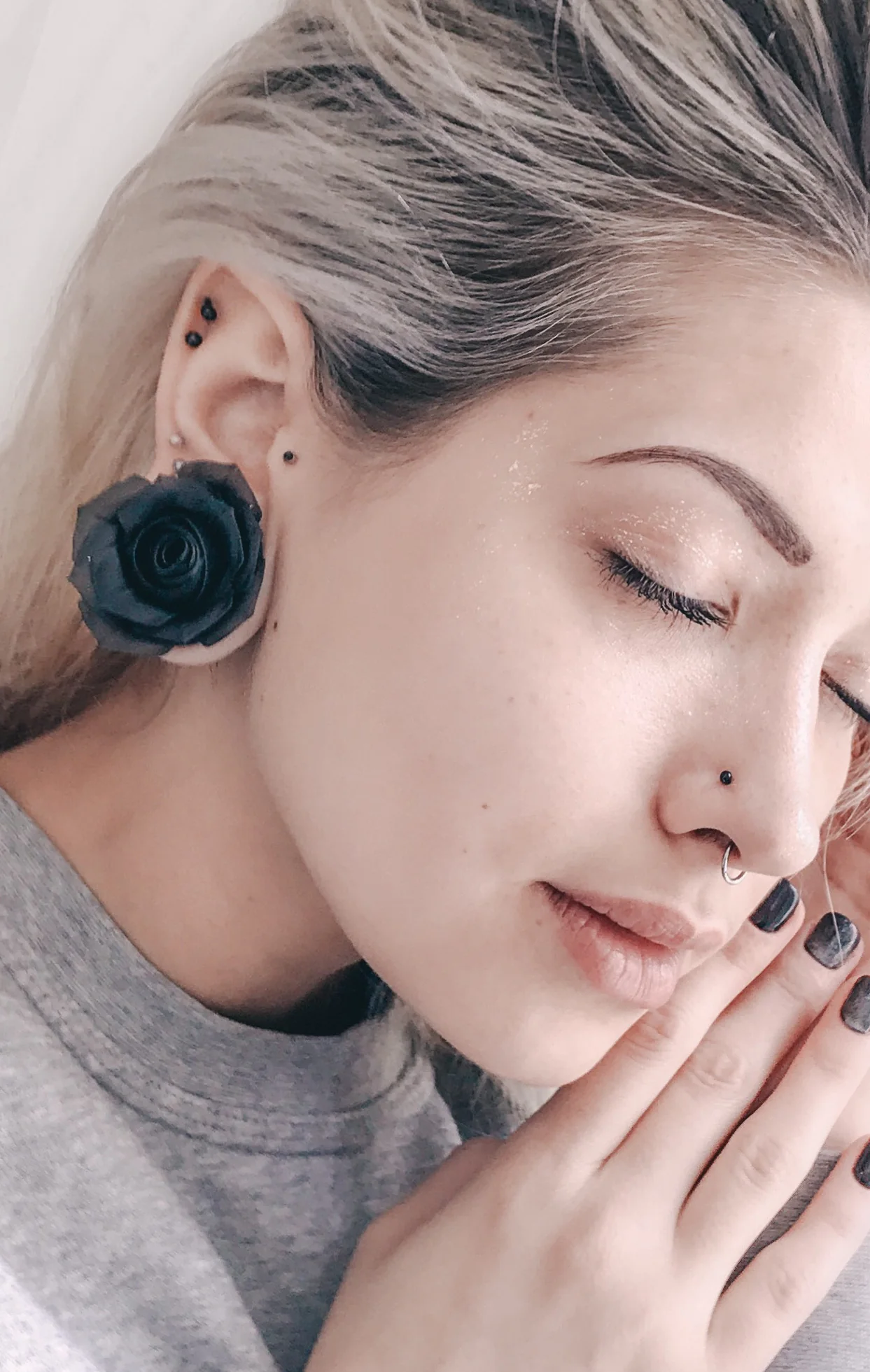 Rose - Double Flared Ear Plugs - Image 2