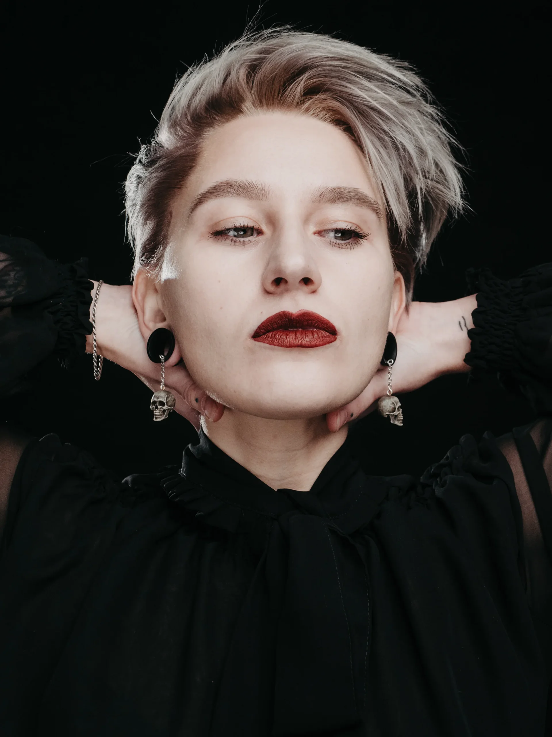 Tunnels with dangle Skull - Double Flared - Image 5